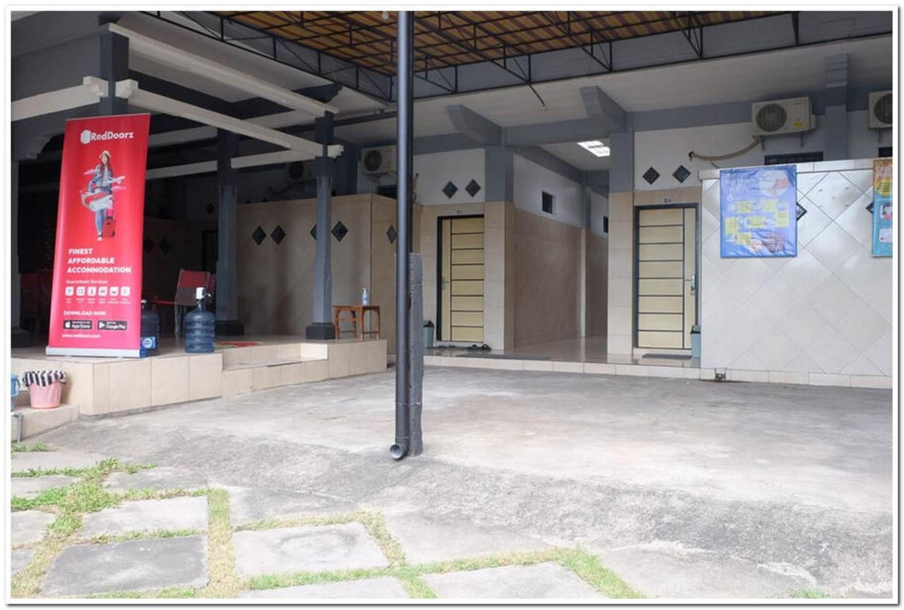红多兹酒店-近新加拉惹佩尼班甘海滩 外观 照片