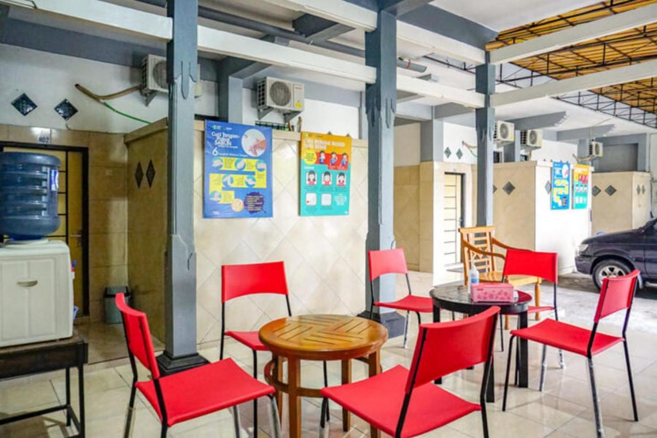 红多兹酒店-近新加拉惹佩尼班甘海滩 外观 照片